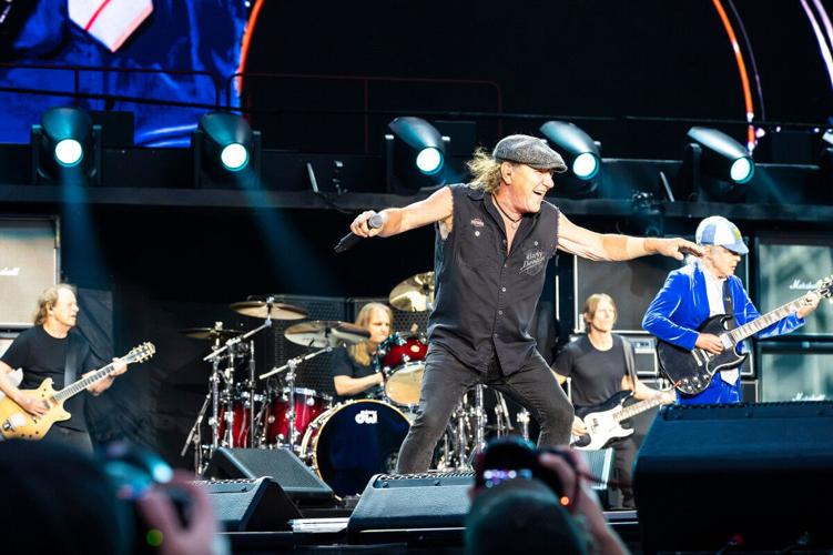 AC/DC charges up Camp Randall