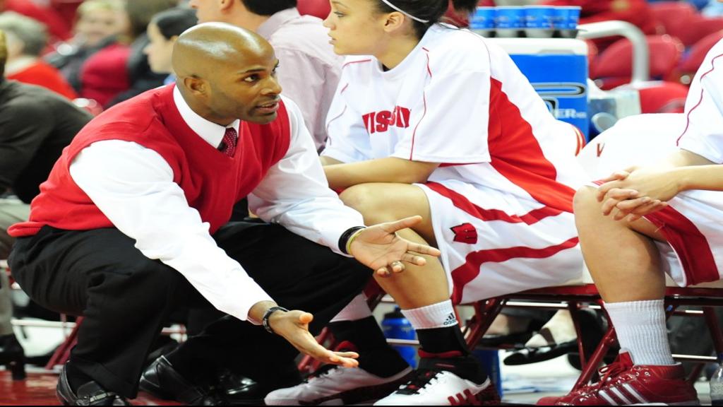 Uw Women S Basketball Epps To Be Named Head Coach At Evansville