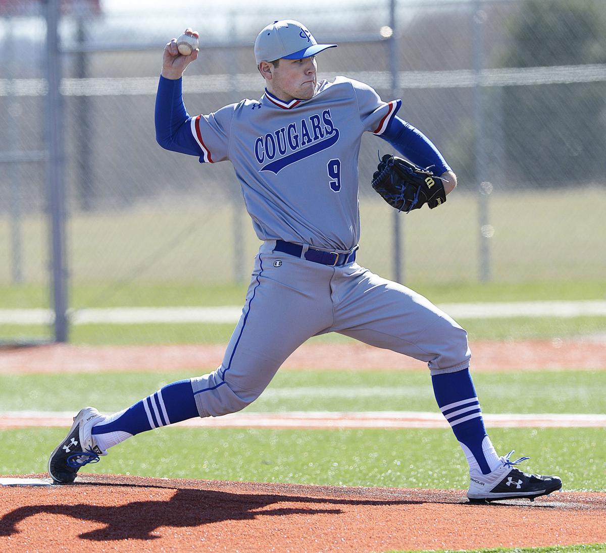 Mitchell Woelfle, Janesville Craig beat Sun Prairie to remain