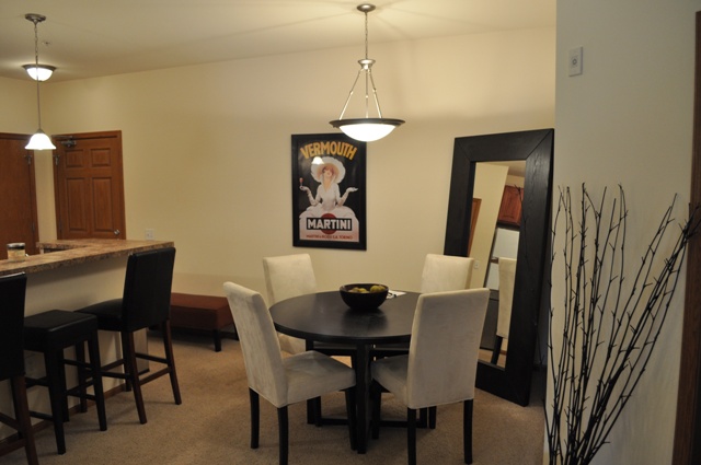 Autmncreek Dining