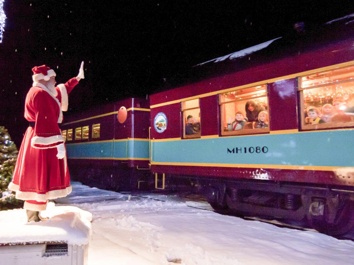 Polar Express Ride Is Becoming A New Holiday Tradition Entertainment Madison Com Christmas Train Wisconsin 2021 La Crosse Wi