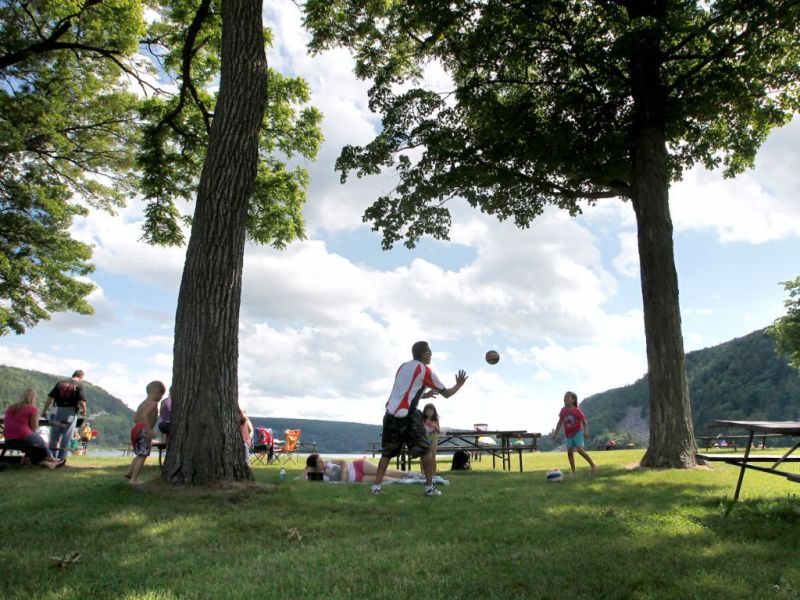 Devil's Lake State Park