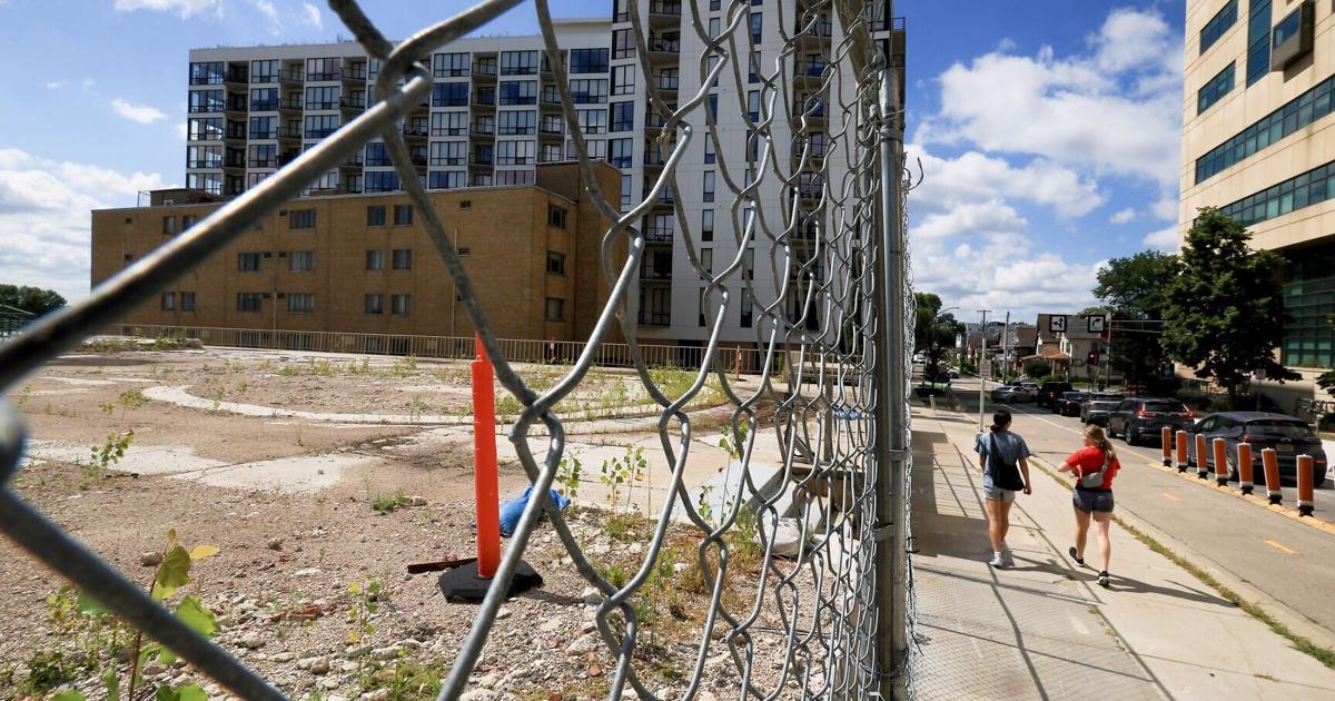 Madison, developer clash over West Wilson Street demolition
