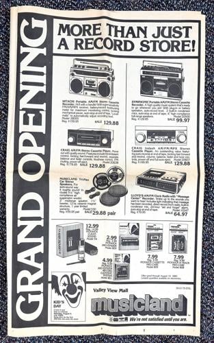 Valley View Mall: Musicland