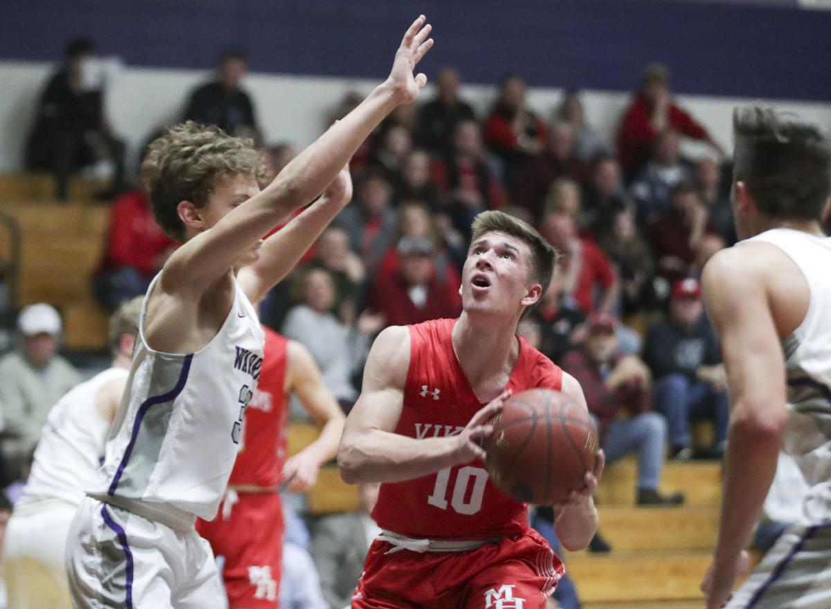 Prep Boys Basketball Rankings Madison East Holds On To No 2 Spot