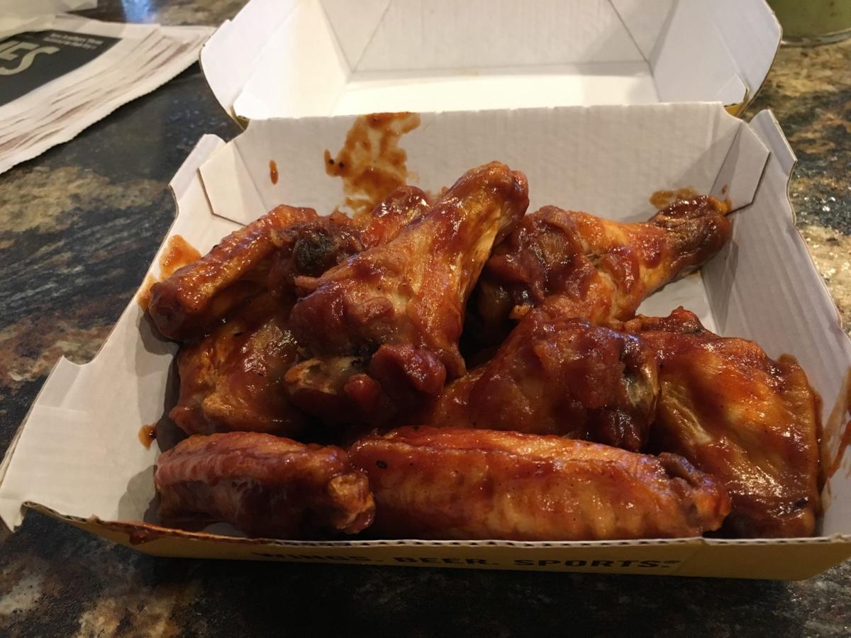 Engager skjold Bonde Yeah, I Ate That: Buffalo Wild Wings is out of its gourd with Pumpkin Ale  BBQ Wings | Food & Drink | madison.com