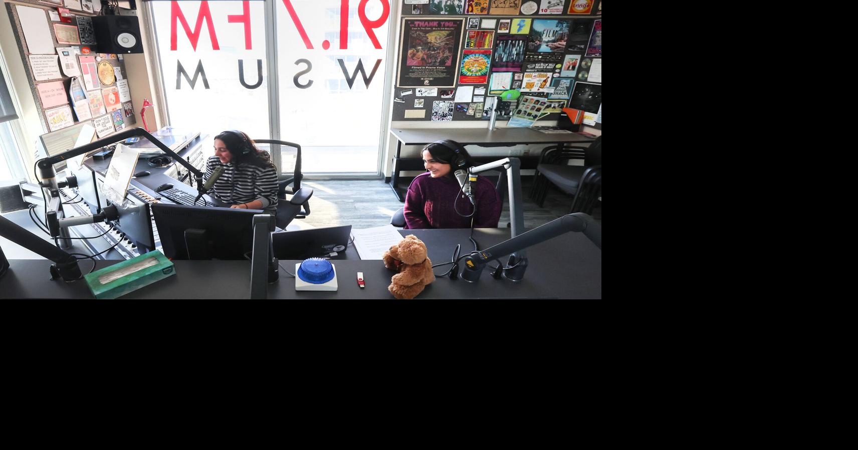 How UW-Madison’s WSUM was named the top campus radio station