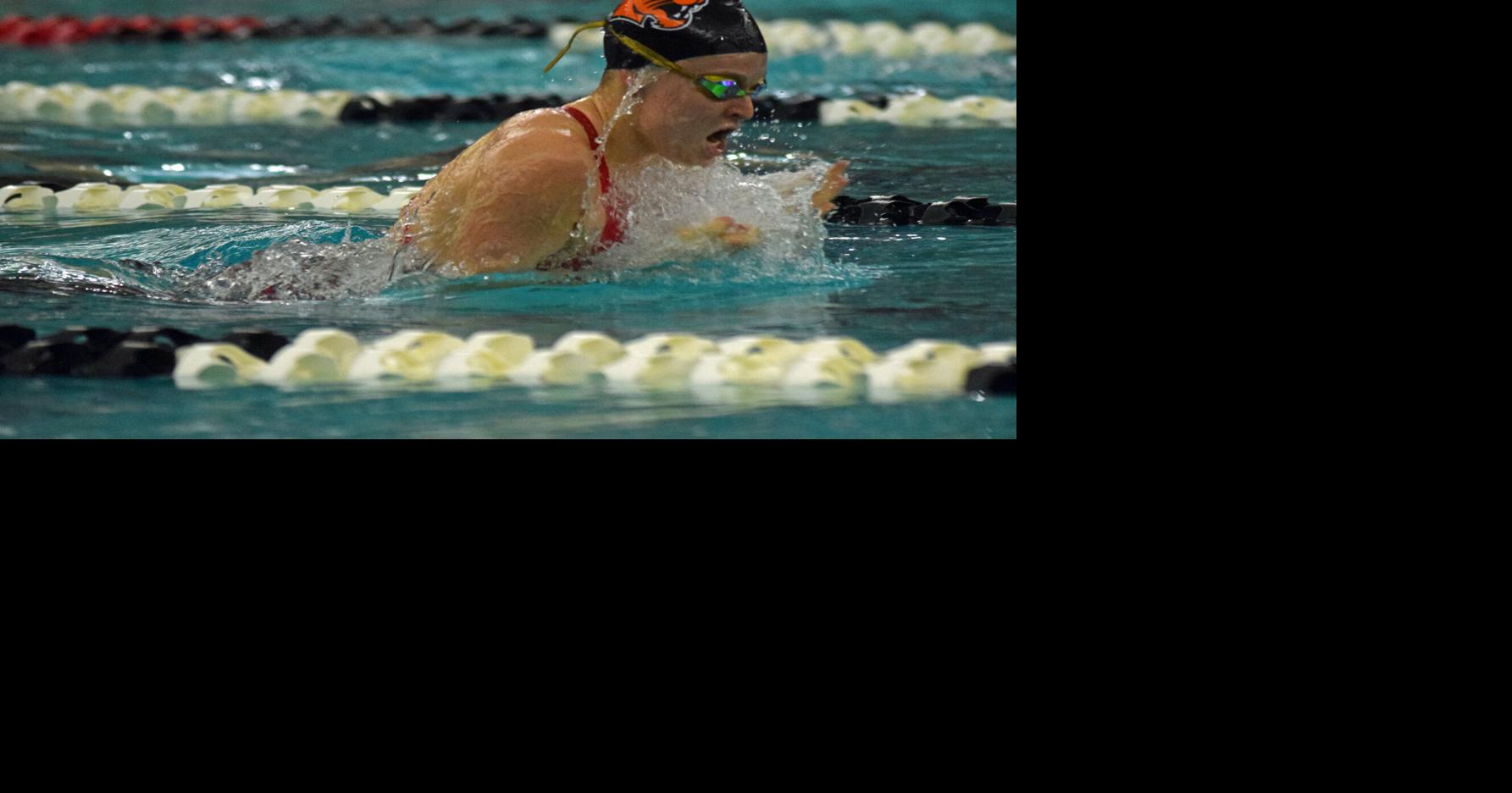 Oregon swimmer Alyse Block commits to Alabama