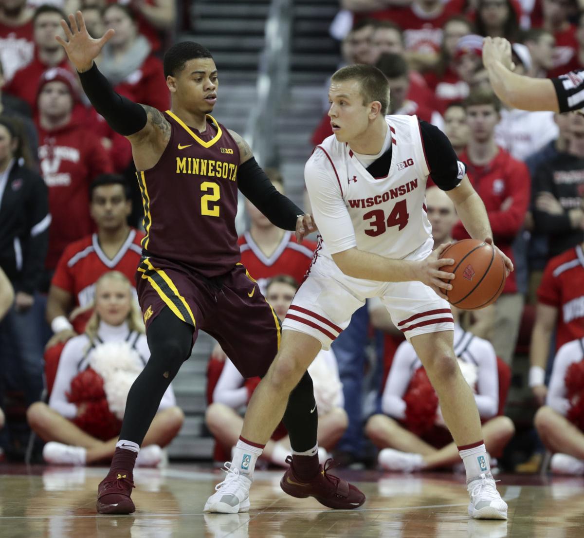 Wisconsin Badgers Use Late Run To Down Minnesota Golden Gophers 73 63 In Overtime Wisconsin Badgers Men S Basketball Madison Com