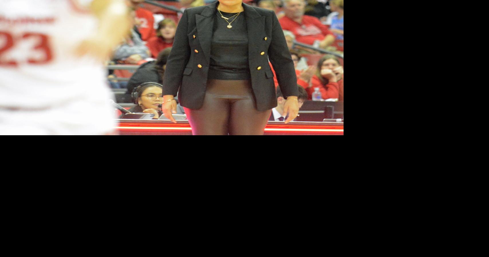 Wisconsin women's basketball offense goes cold in first loss of season