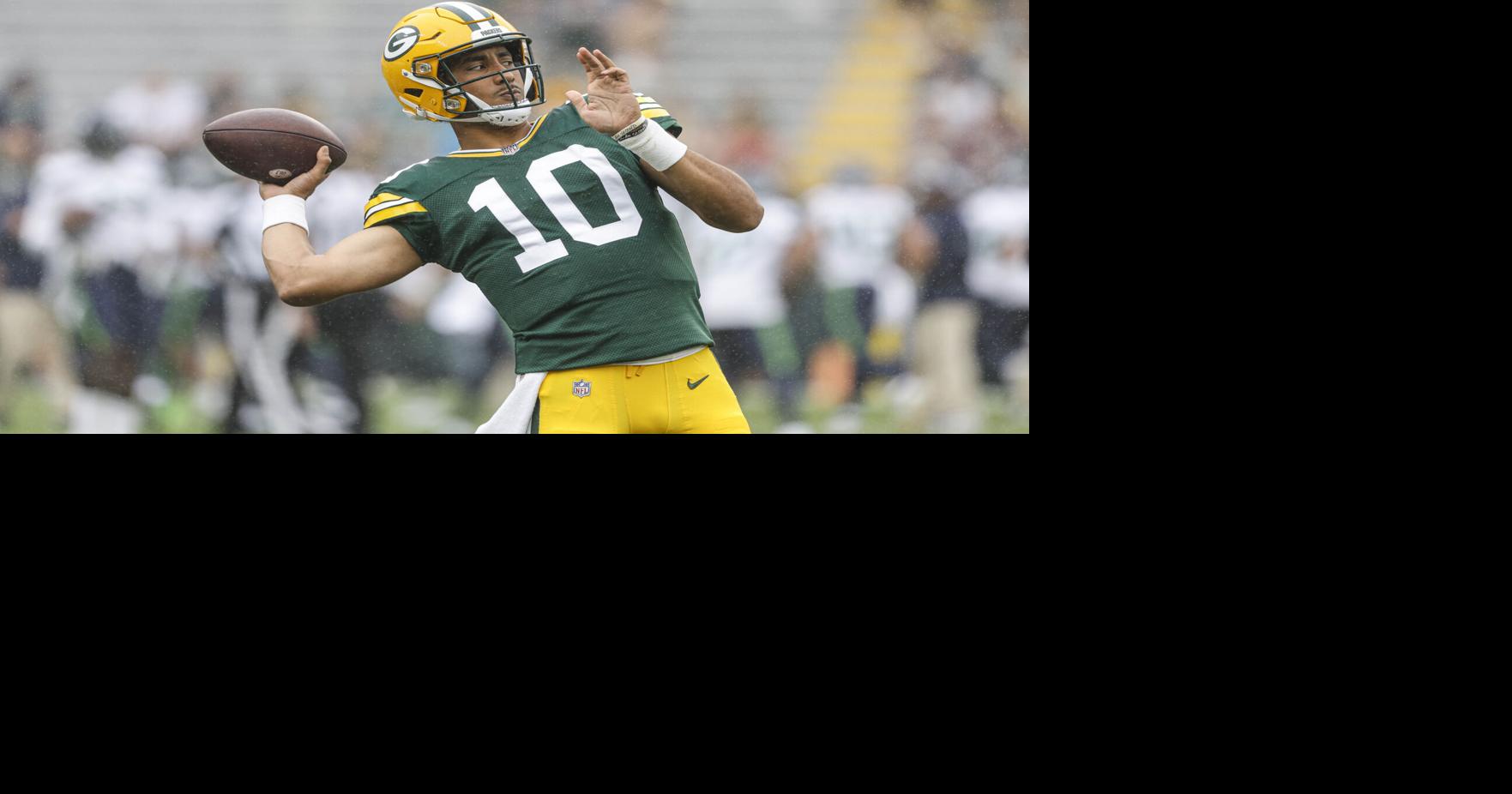 Jordan Love delivers in opener, throws 3 TD passes as Packers beat Bears  38-20