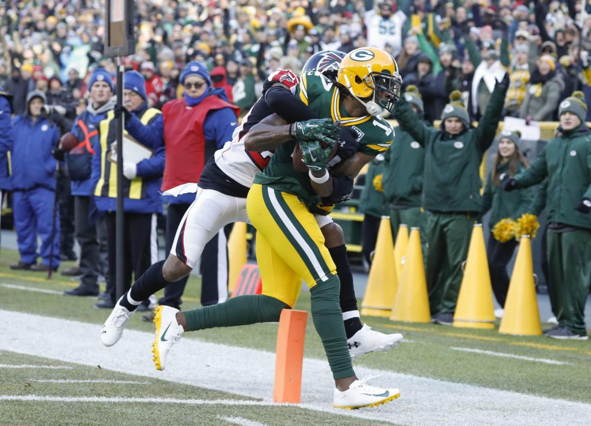 Falcons Packers Football