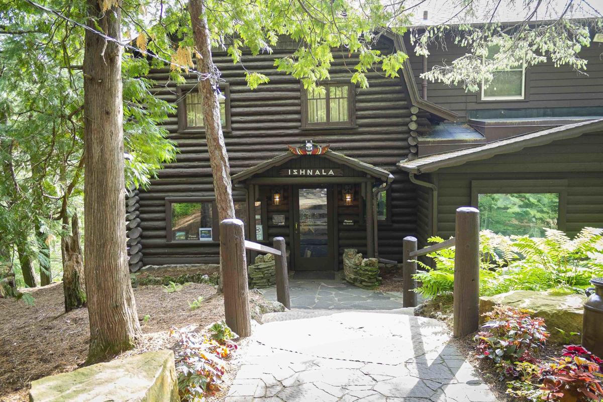ishnala-in-lake-delton-is-a-50-plus-year-old-classic-supper-club-on-the