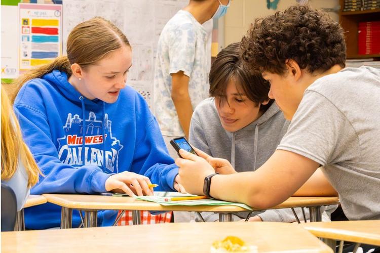 Spring Harbor Middle School Students Take the Lead on Epic "Clue Day"