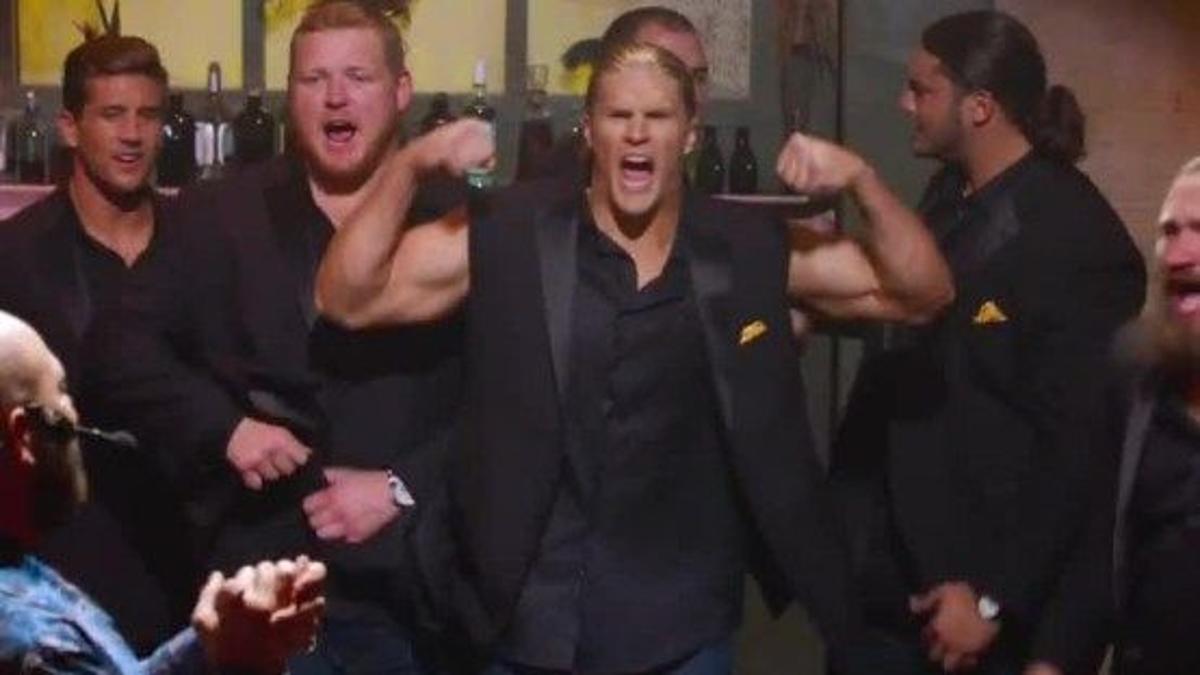 Clay Matthews Fellow Packers Flex Their Muscles In Pitch Perfect 2 Trailer Living In Madison Madison Com