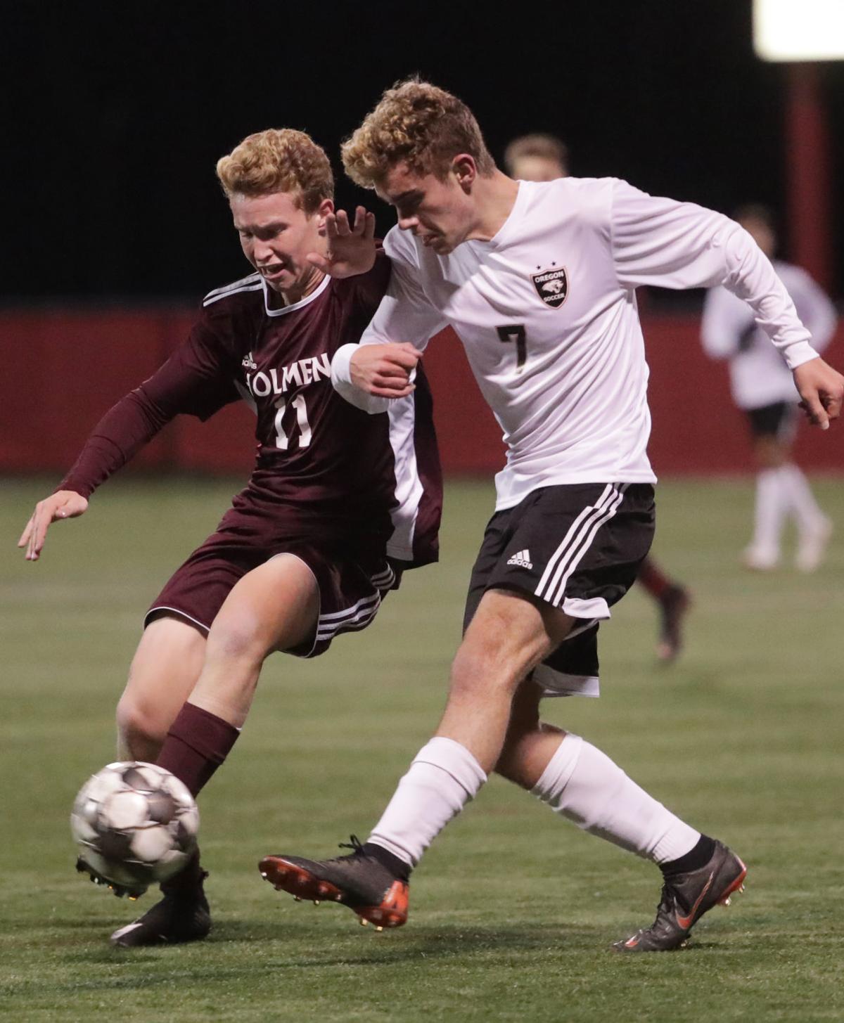 WIAA state boys soccer: Holmen's Kyle Palmberg and Oregon's Zac Schultz