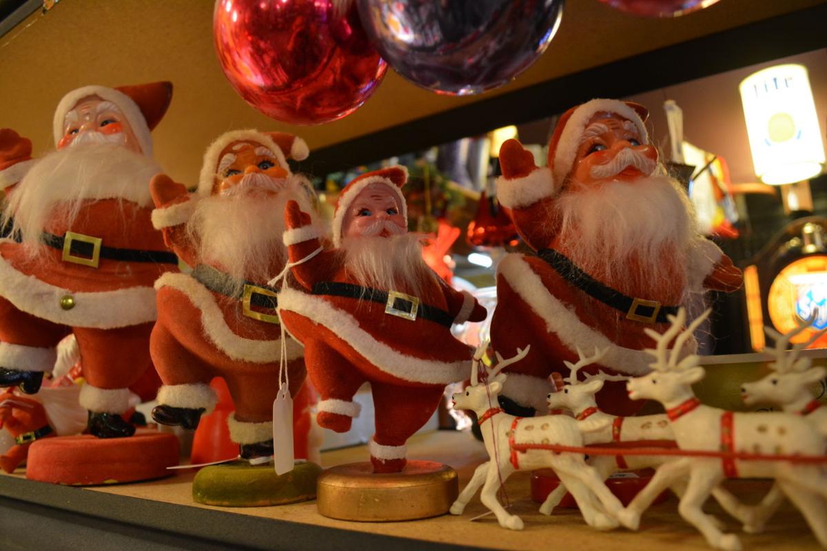 style vintage fun in a 39 greed free zone ceramic christmas elves