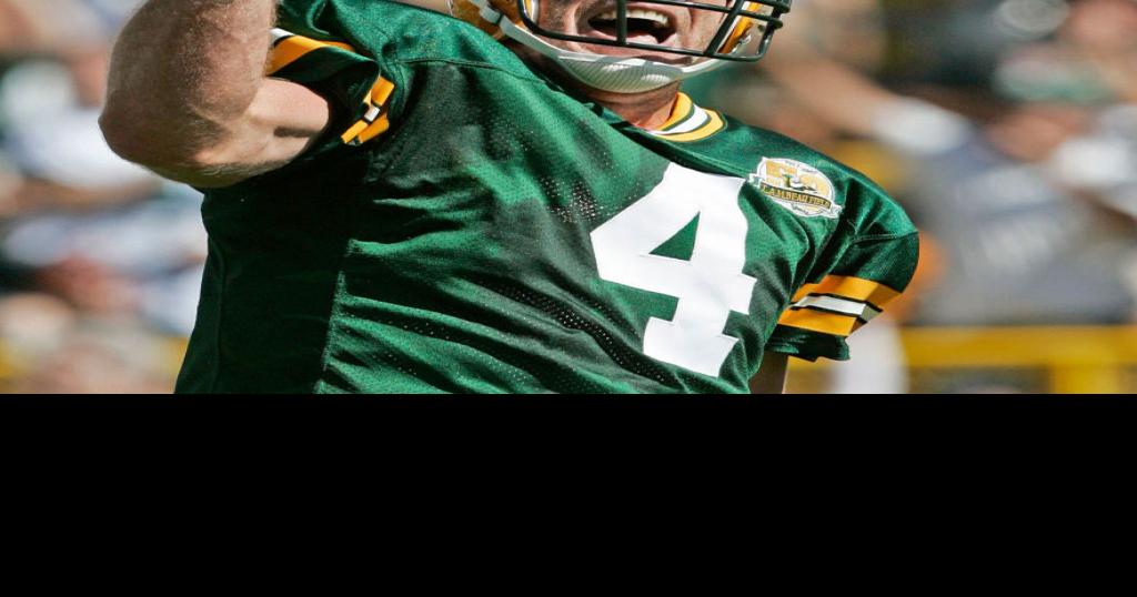 Green Bay Packers Qb Brett Favre, Super Bowl Xxxi Sports Illustrated Cover  by Sports Illustrated