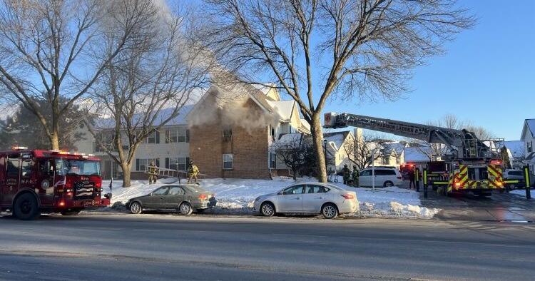 3 displaced by fire at Far East Side apartment building