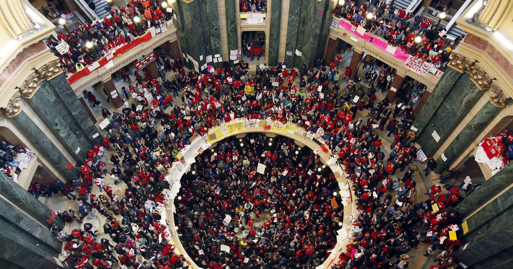 Collective bargaining ban in Wisconsin under attack by unions after Supreme Court majority flips - Vimarsana News