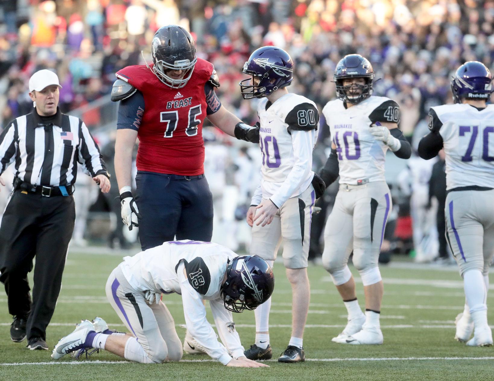 Waunakee comes up short in Division 2 state football title game High