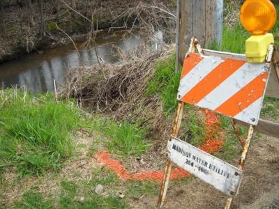 Starkweather Creek Bike Path At Night >> Sos City Will Repair Dangerous Bike Path Erosion At Lightning Speed Starkweather Creek Bike Path At Night >> Sos City Will Repair Dangerous Bike Path Erosion At Lightning Speed