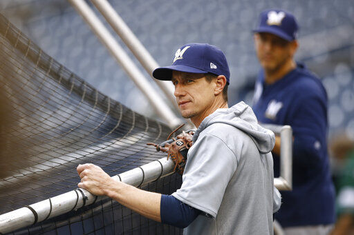 Brewers manager Craig Counsell surprises Dodgers