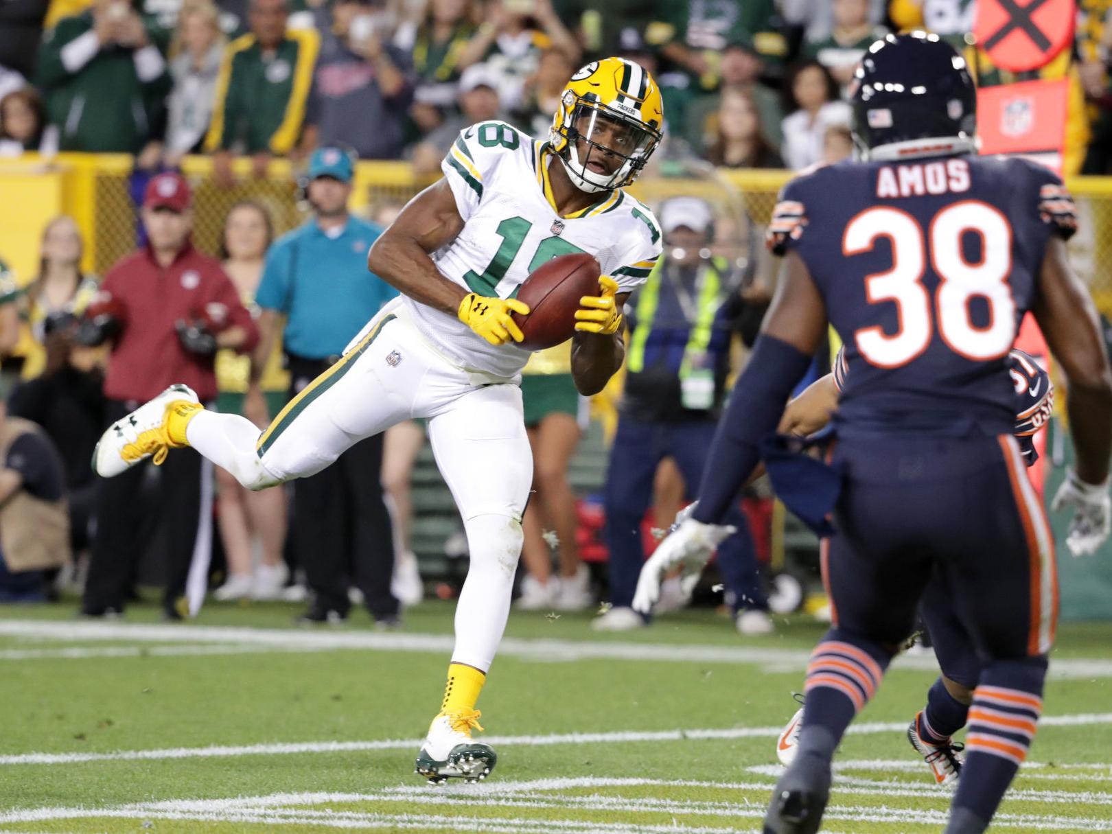 Packers Aaron Rodgers Throws 4 Td Passes As Green Bay Routs Chicago Bears Pro Football Madison Com