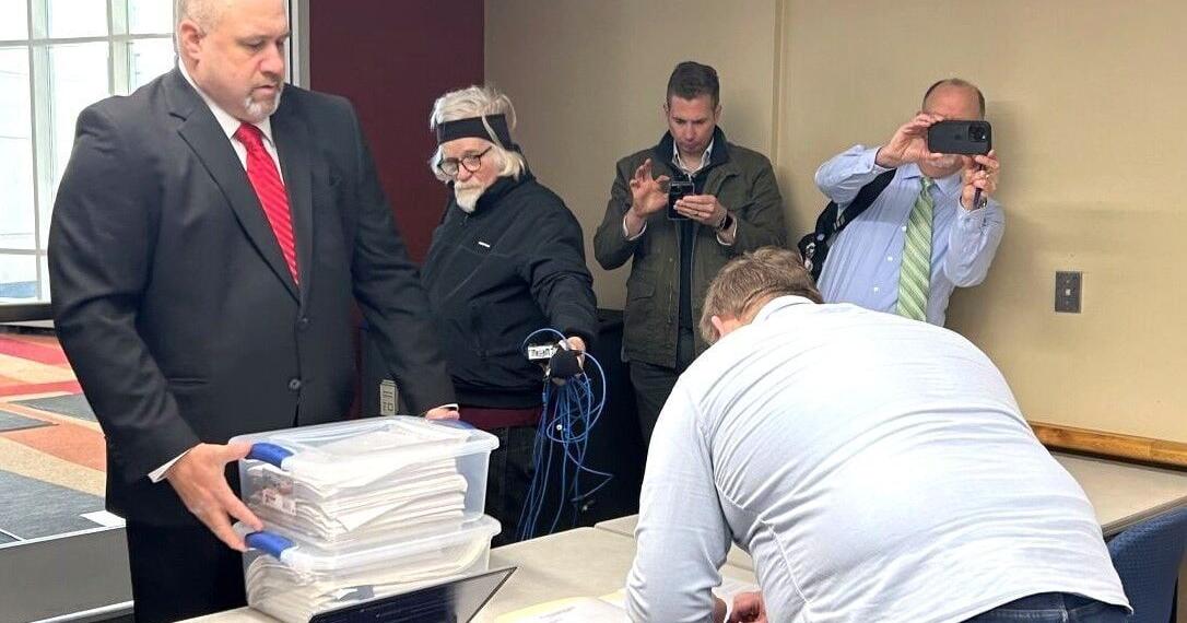 Recall group submits petitions aiming to remove Robin Vos - Vimarsana News