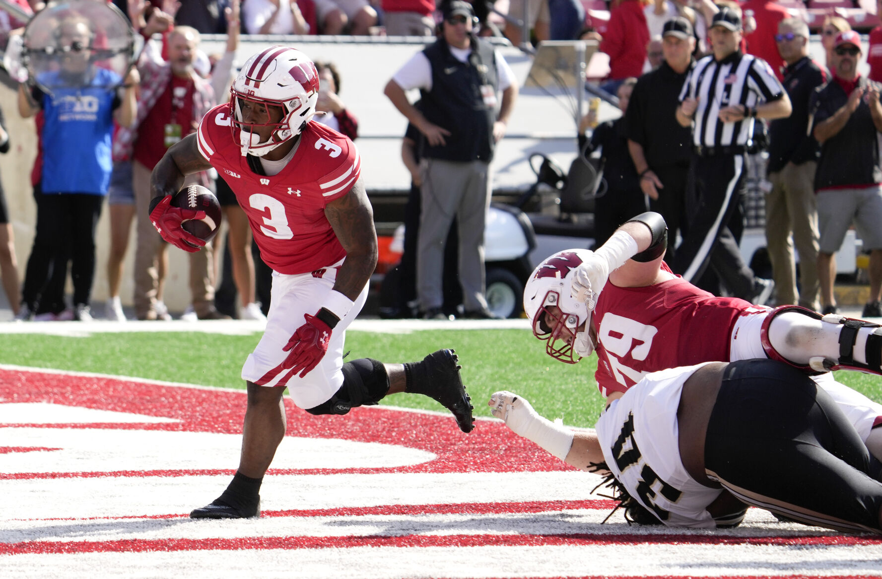 Wisconsin Football Score Vs. Purdue: Trech Kekahuna Stars