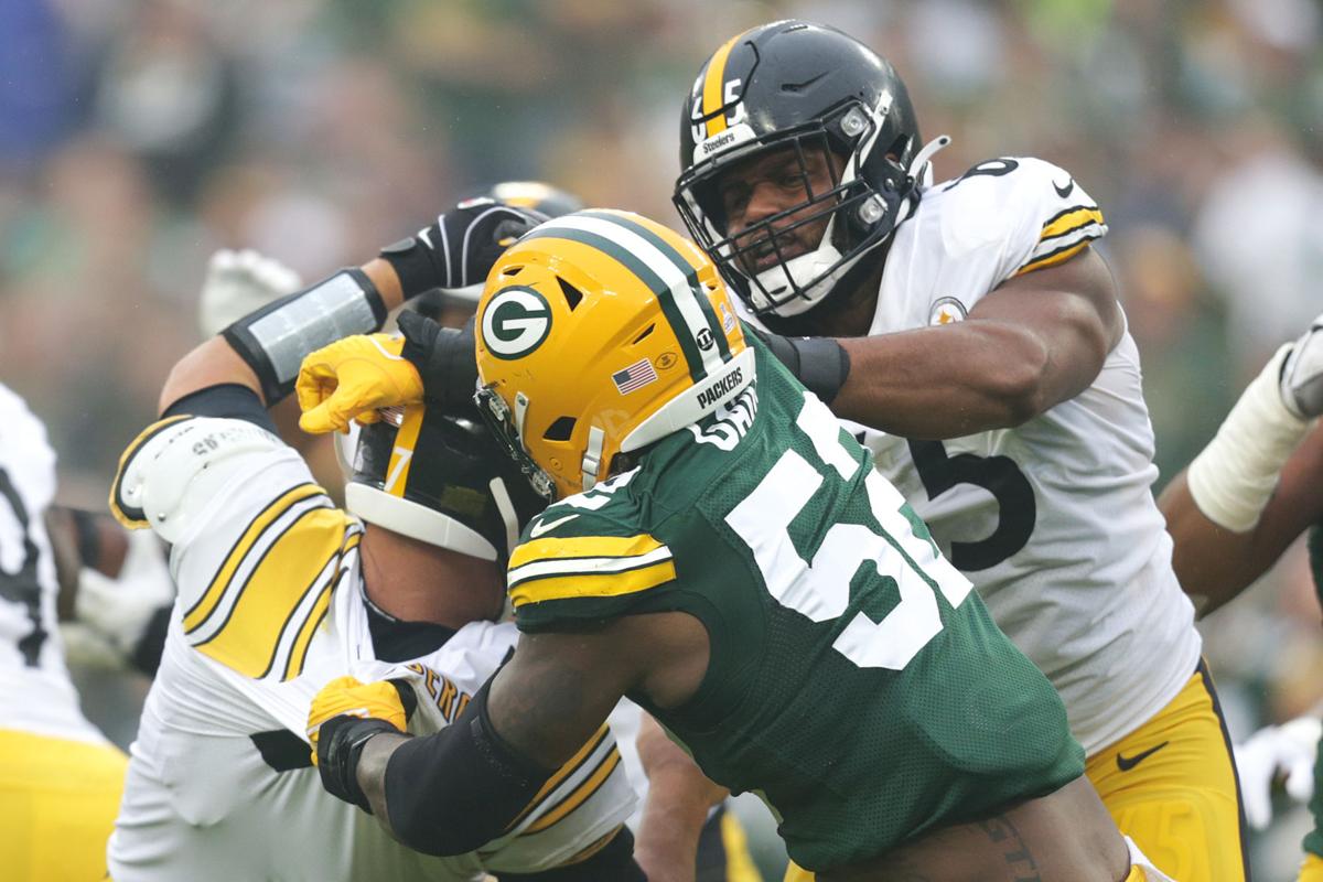 Packers defeat Steelers, 27-17