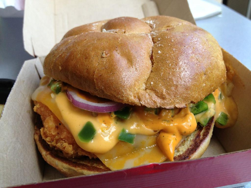 Yeah I Ate That Wendy S Jalapeno Fresco Chicken Sandwich And Ghost Pepper Fries Food Drink Madison Com