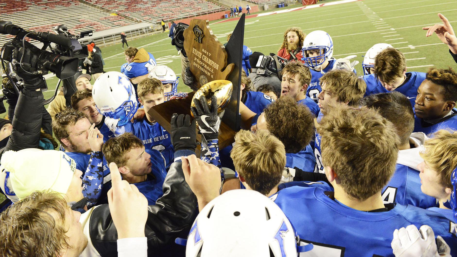 Updated Team By Team 2018 Football Schedules For Each Conference