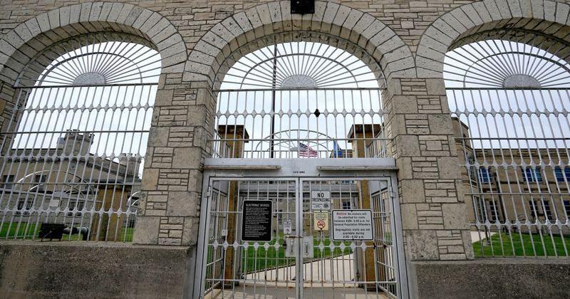 Waupun prison dehydration death lawsuit settled for $3.75 million