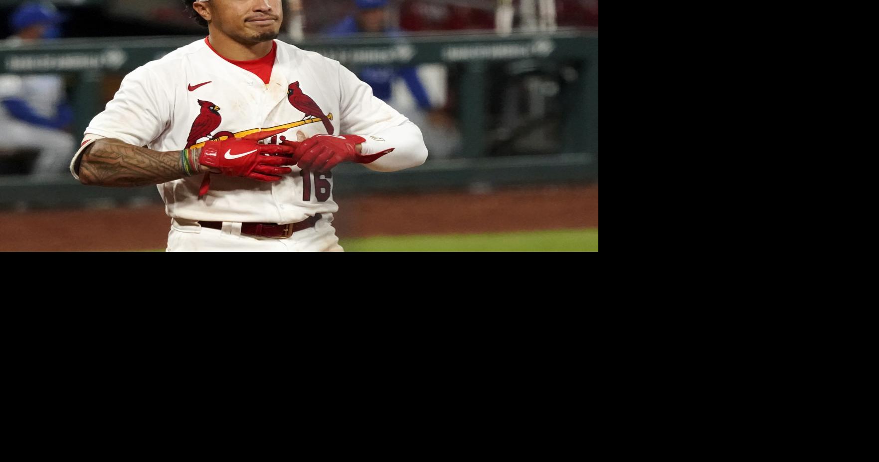 St. Louis Cardinals: Kolten Wong is Better at the Plate than You Think