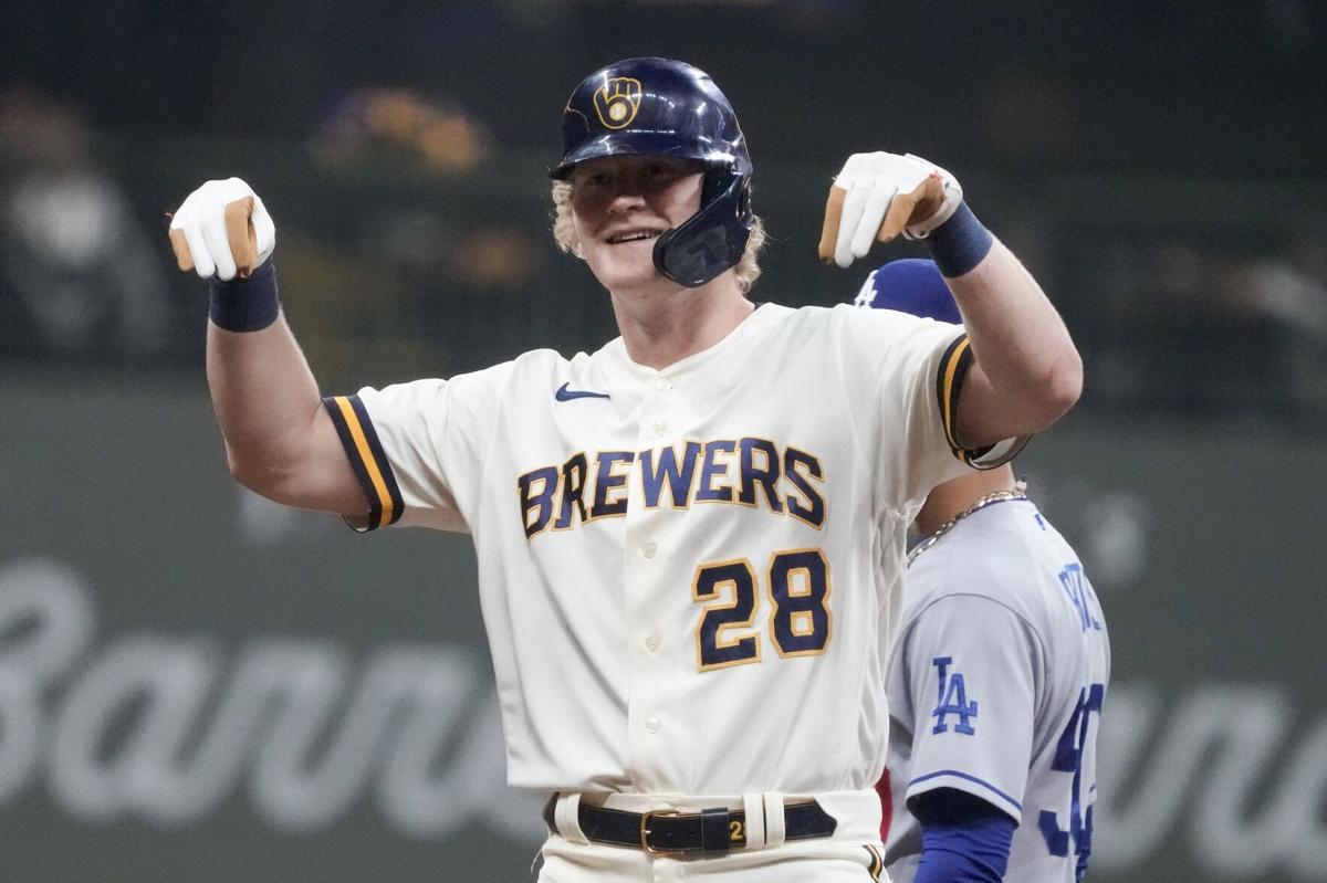 Top 10 all-time worst seasons by Brewers position players