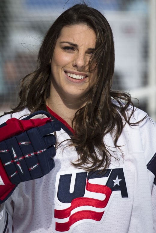 Badgers Womens Hockey All-Time Leading Scorer Hilary Knight Poses Nude For Espn -7531