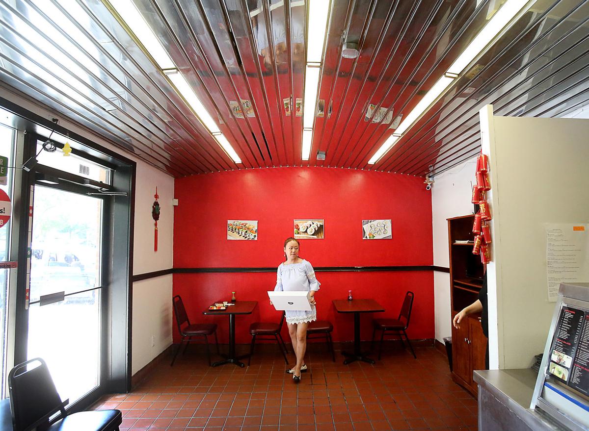 Akari Sushi interior