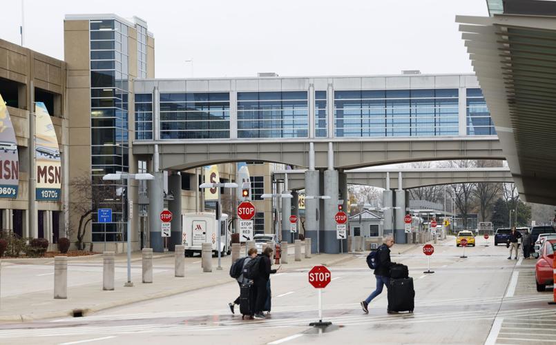 Dane County Regional Airport adds carrier Florida flights