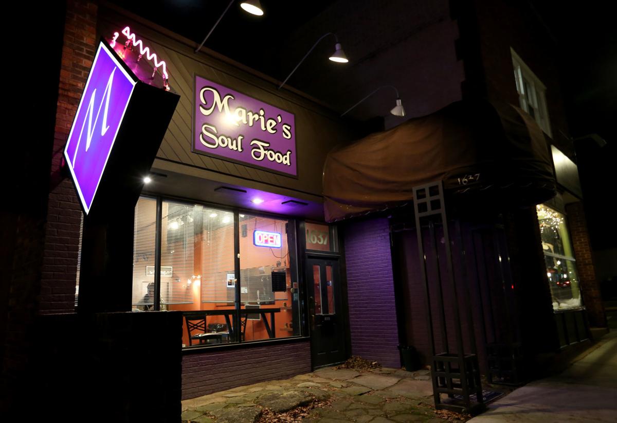 Let S Eat At Marie S Soul Food On Monroe A Short Menu Shines Restaurants Madison Com