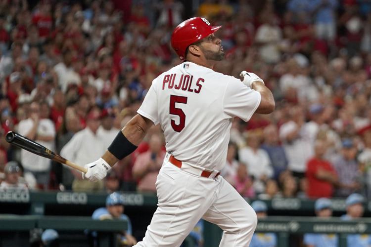 Cardinals sweep doubleheader with Cubs, gain ground in NL Central standings