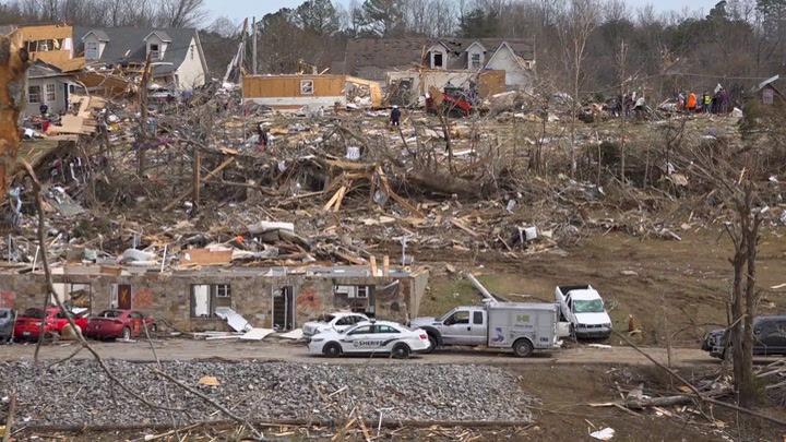 Family Finds Keepsakes Of Couple Following Tennessee Tornado Local Weather Madison Com