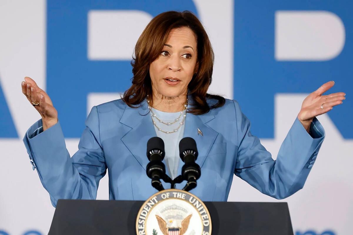 Democrats start moving to Harris as Biden digs in