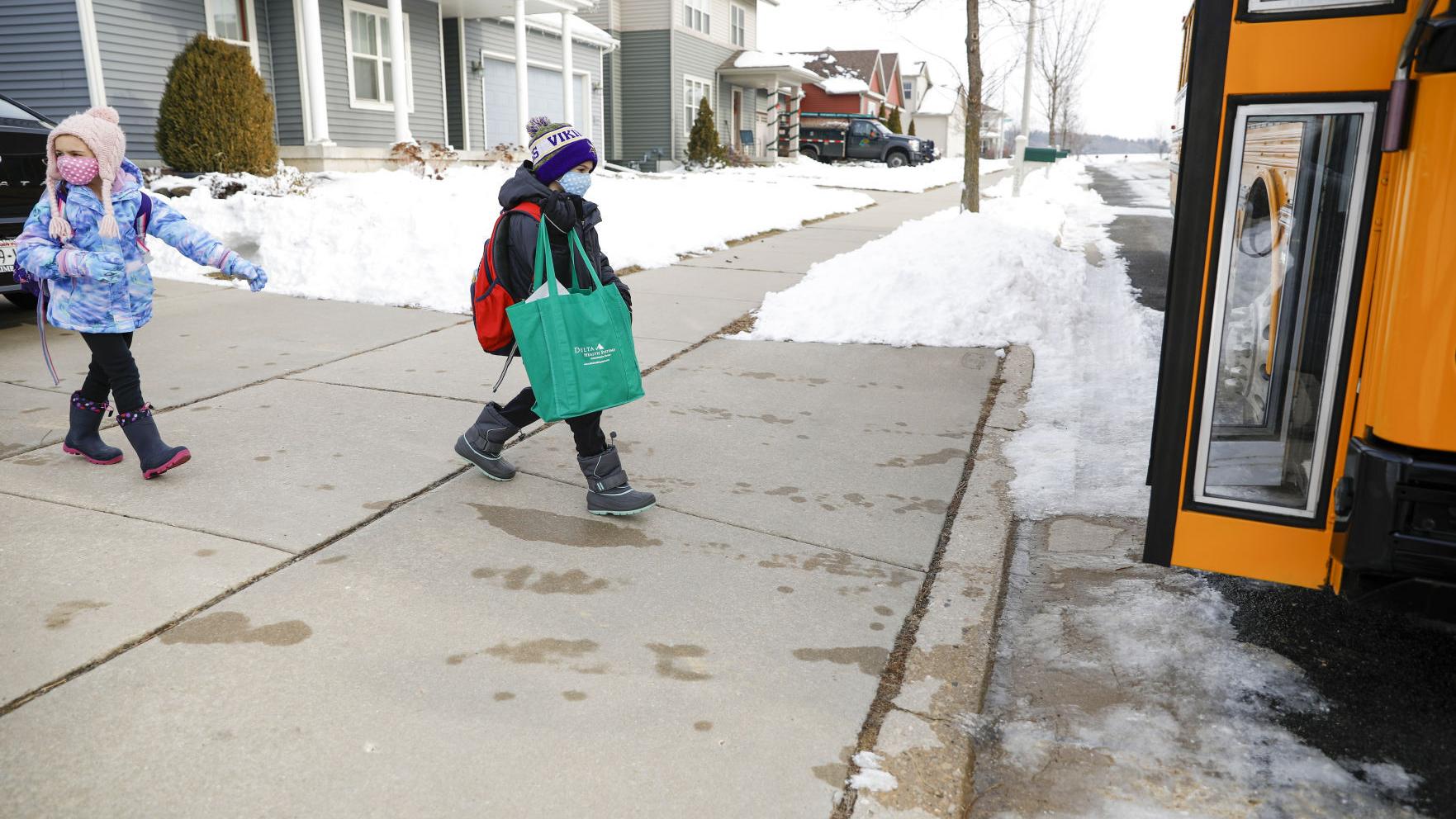 Suburban Dane County parents push for faster return to schools as data continues to develop - Vimarsana News
