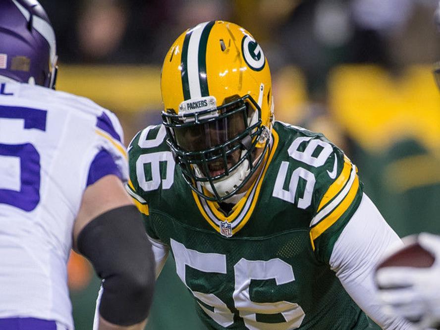 Packers Veteran Julius Peppers Ok With Reduced Playing Time Designed To Keep Him Fresher Pro Football Madison Com