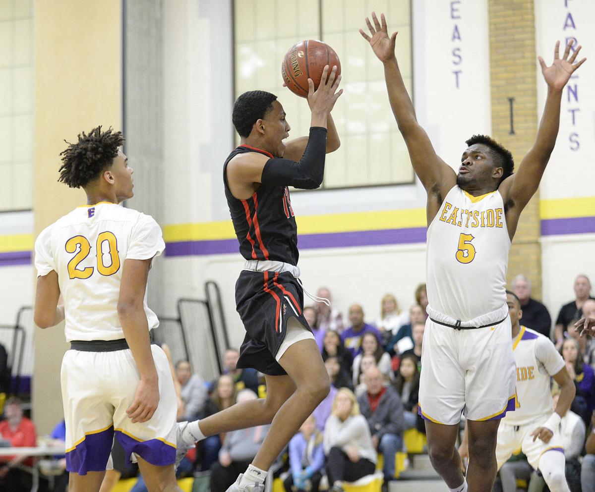 Basket By Delaware Hale In Final Seconds Of Overtime Sends Sun Prairie Past Madison East Boys Basketball Madison Com