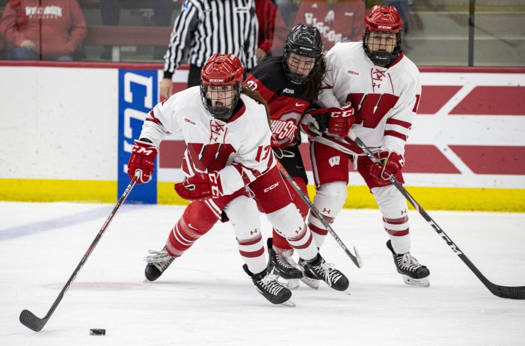 Badgers Womens Hockey Team Names Co Captains For 2020 21 Season 