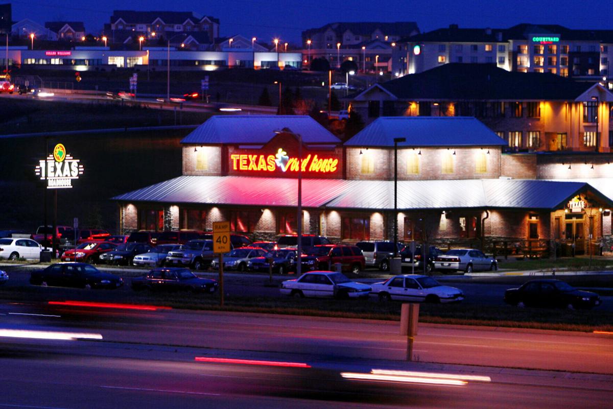 East Madison has a Texas Roadhouse, now West Side will get one, too