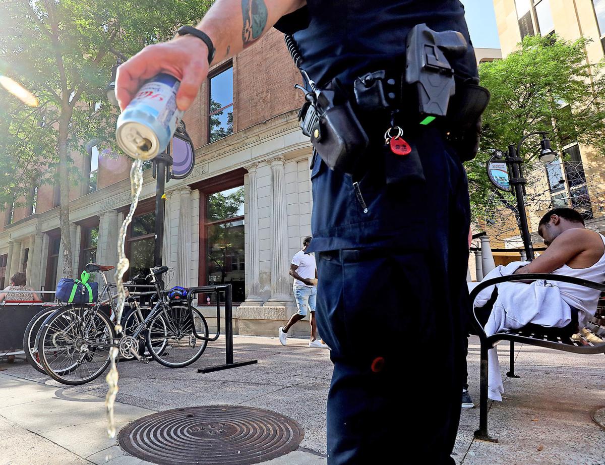 State Street - pouring beer