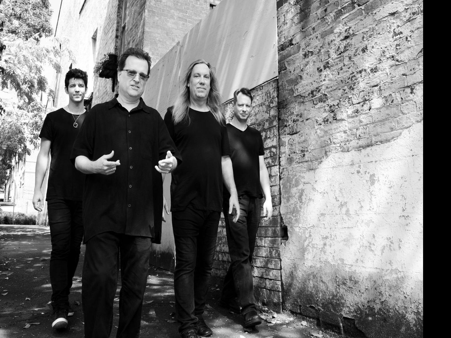Violent Femmes Viva Wisconsin Tour Brings Them Back Home Music Madison Com
